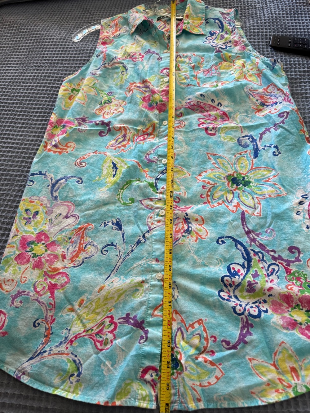 Lauren Ralph Lauren Sleeveless Paisley
Floral Button Down Shirt (Size L) - Picture 10 of 15